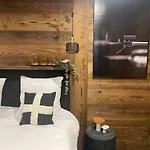 シャレー De Zore
